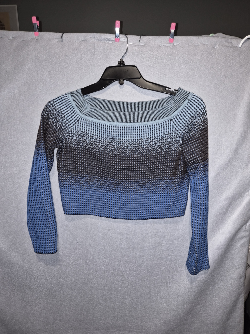 Ming Wang Blue to Black Ombre Cropped Knit Sweater